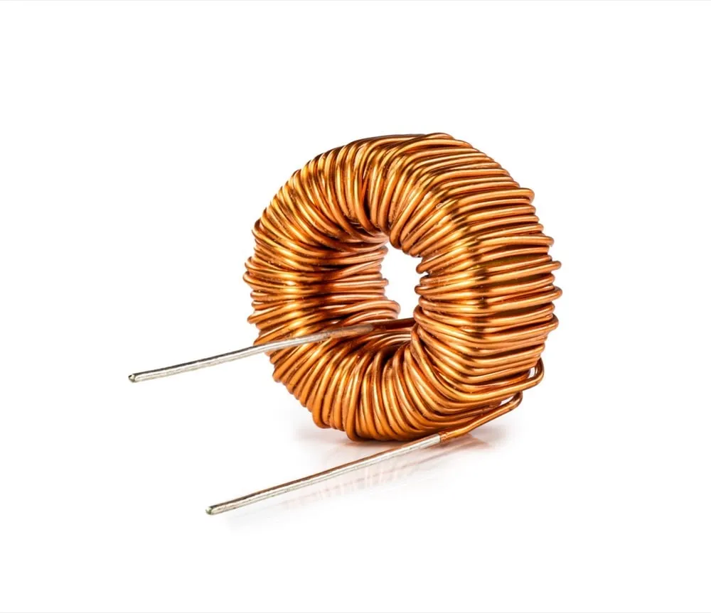 Toroidal inductor with copper wire wound around a circular ferrite core.